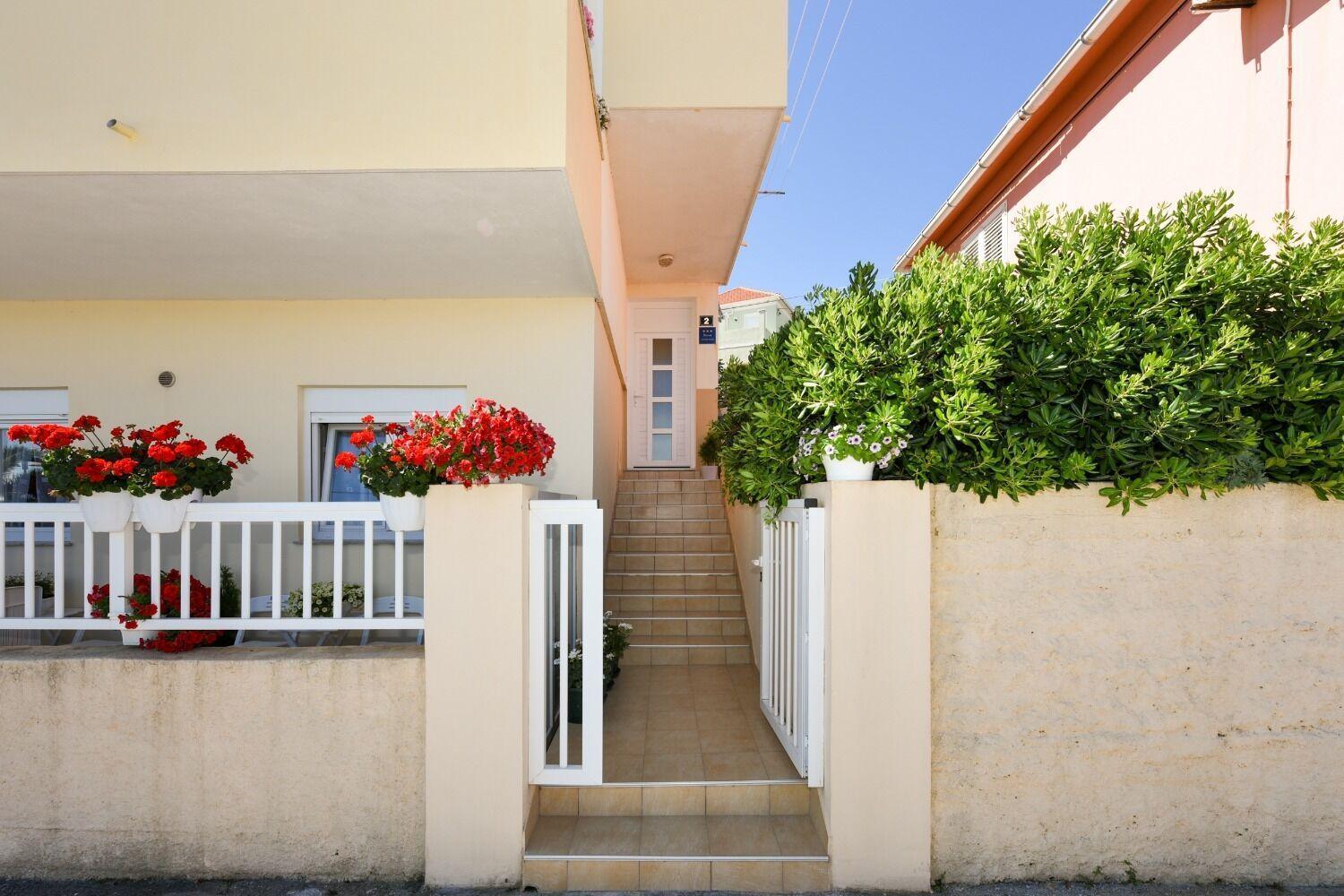Apartments Kolt - 15M From Sea Kali Εξωτερικό φωτογραφία