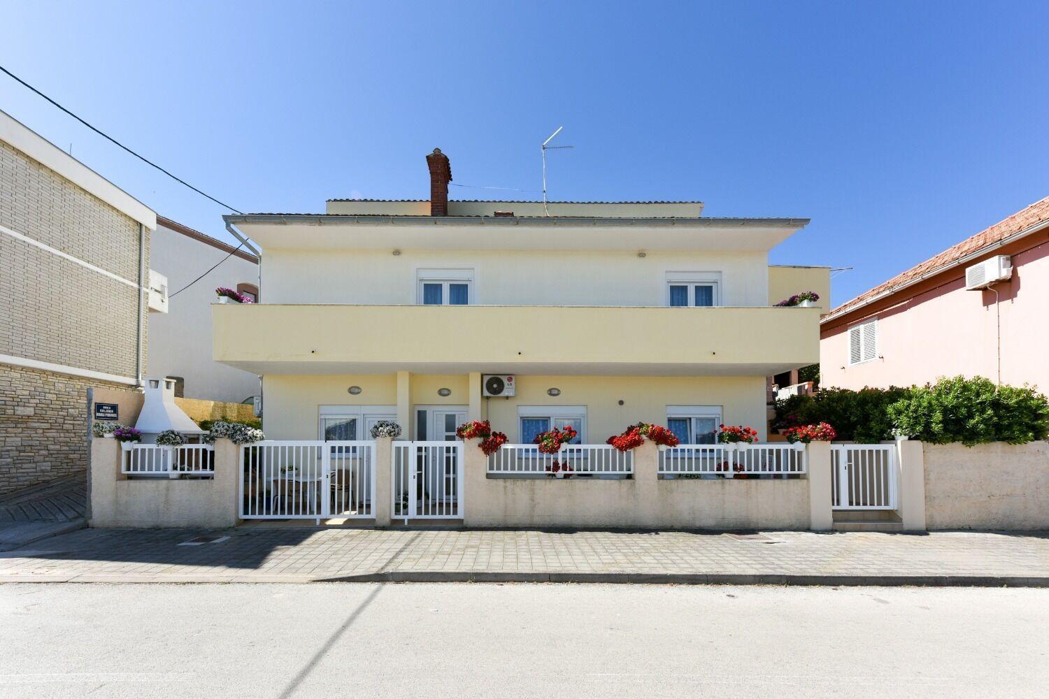 Apartments Kolt - 15M From Sea Kali Εξωτερικό φωτογραφία